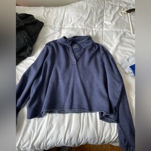 American Eagle long sleeve shirt. Size M